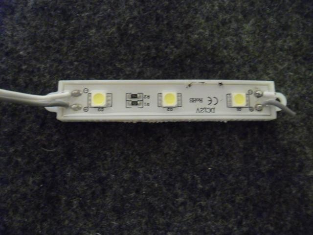 led panel 12v - menja sijalicu od 21w 